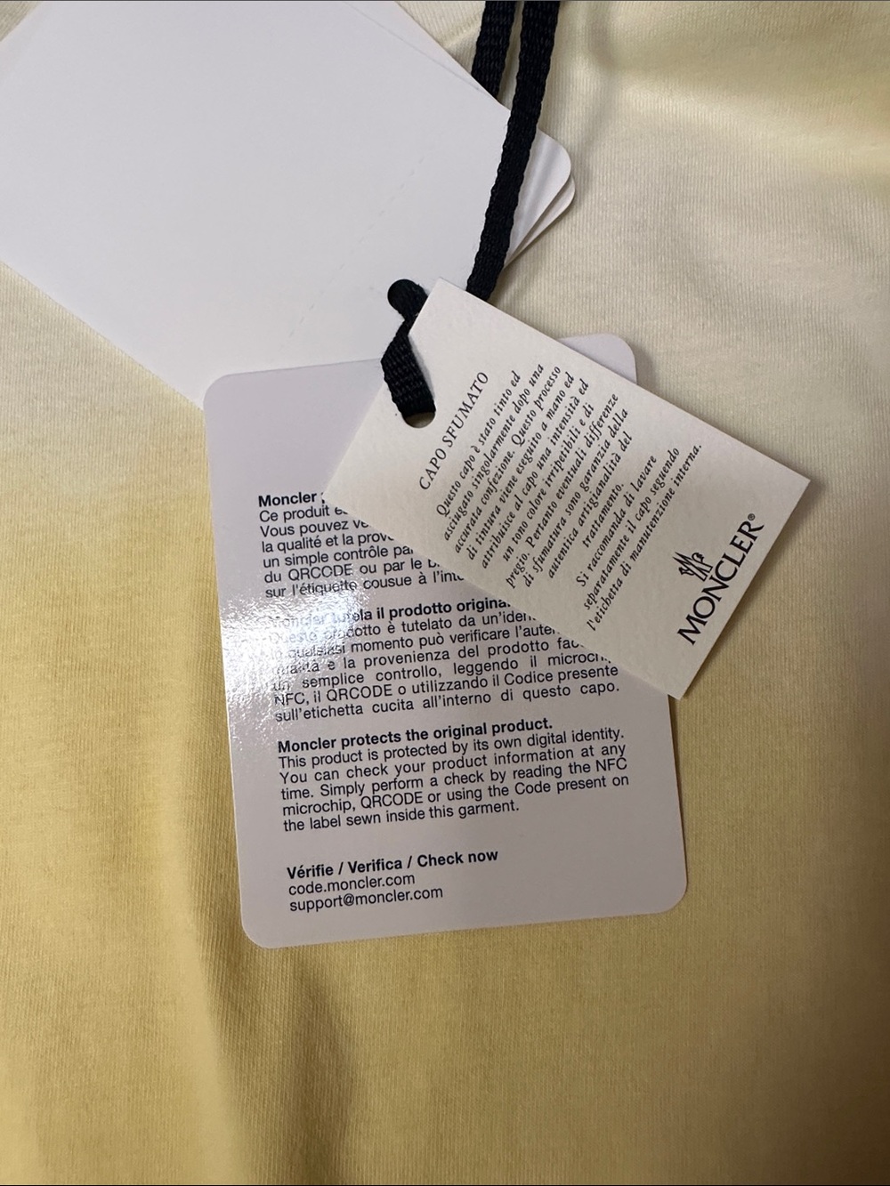 Authentic Moncler T-Shirt Girocollo - Picture 5 of 11